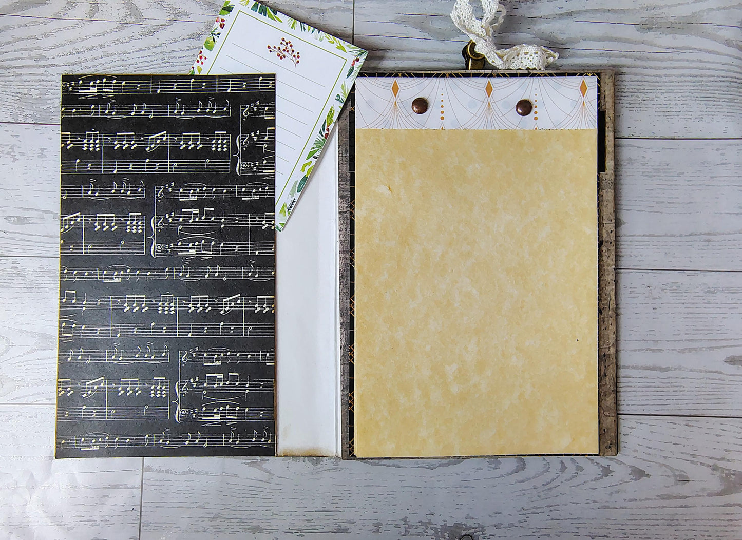 Vintage Themed Pocket Folio Journal