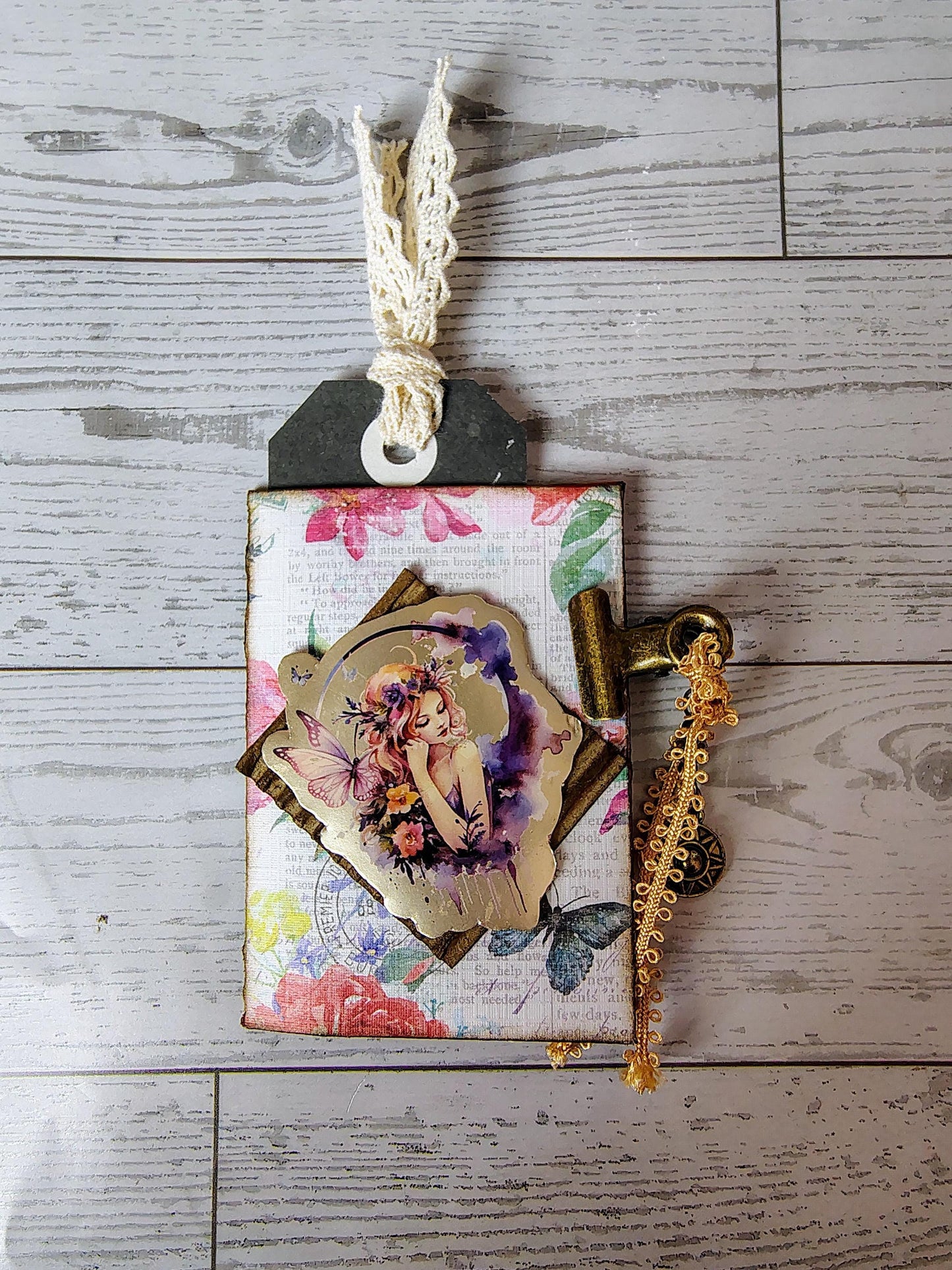 Junk Journal Pockets and Tag Mini Folder Ephemera