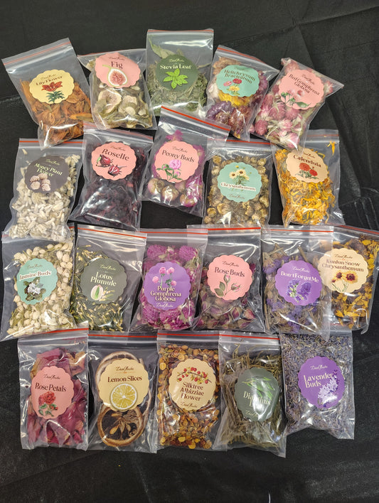 100% Natural Dried Flowers Herbs Kit for Soap Making, DIY Candle Making,Bath - Include Rose Petals,Lavender,Don't Forget Me,Lilium,Jasmine,Rosebuds and More