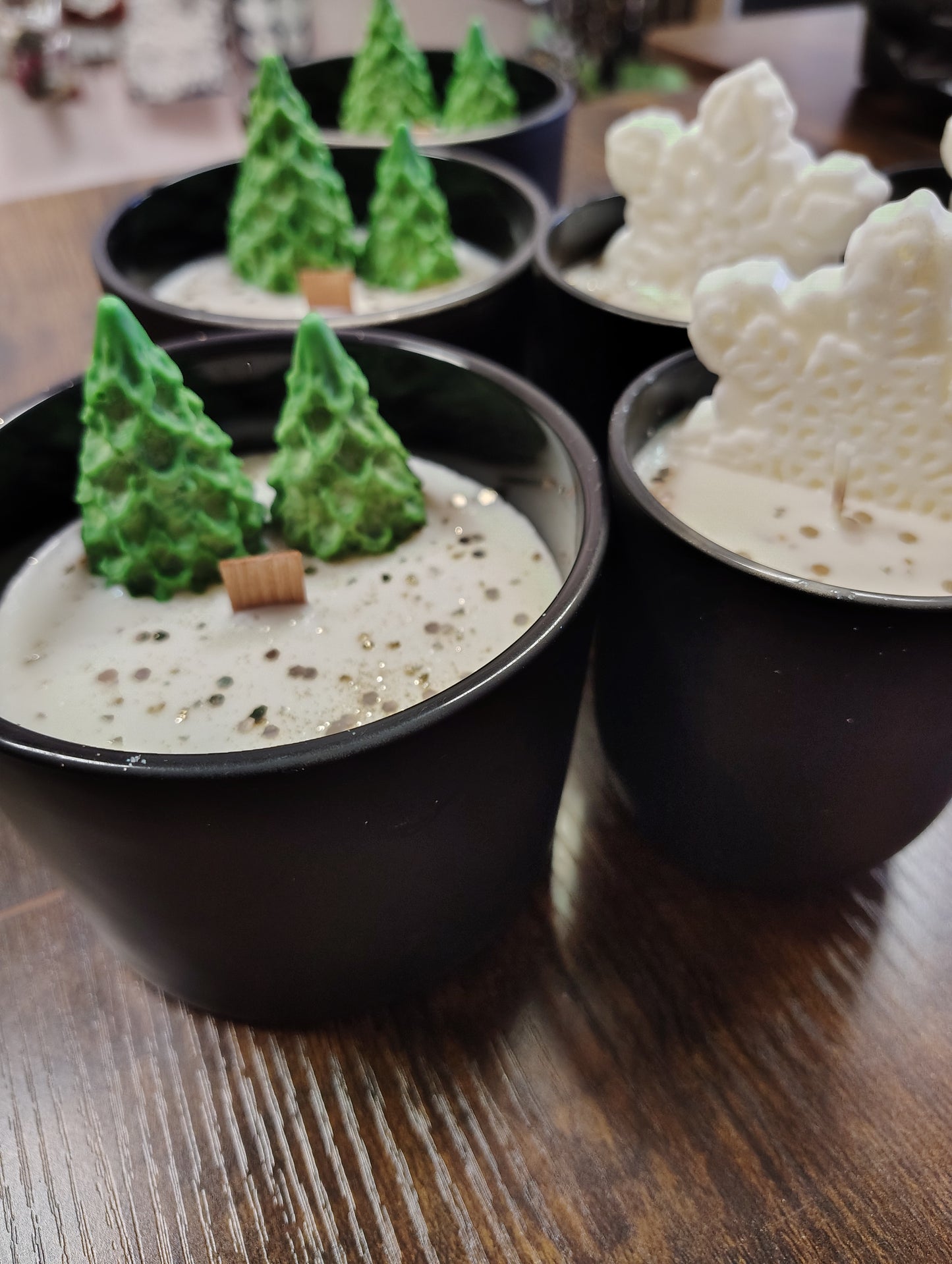 100% Soy Wax Botanical Candle – Matte Black Ceramic or Clear Glass Jar- Hand Decorated with Dried Flowers & Leaves – 4oz 8oz 16oz