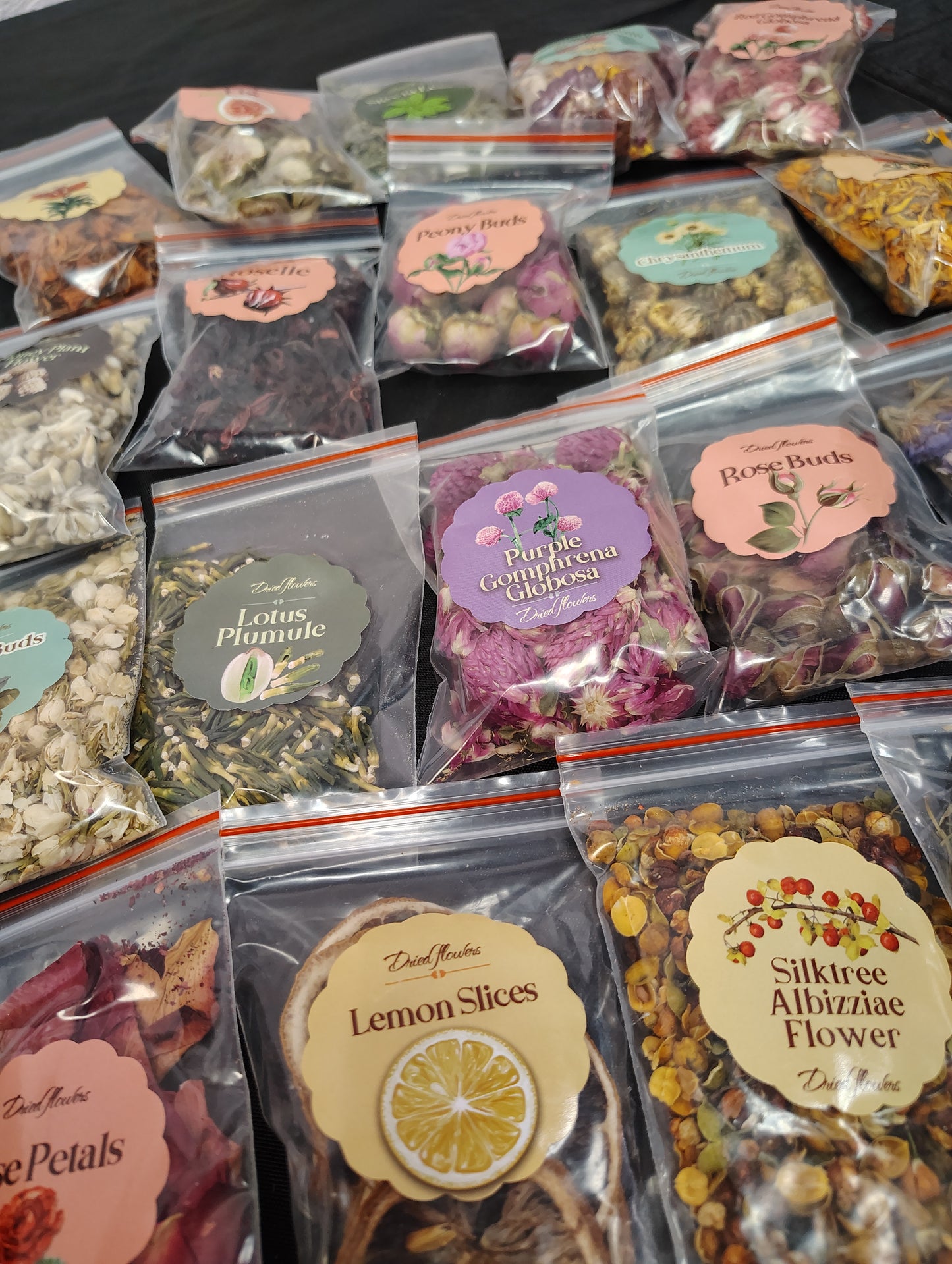 100% Natural Dried Flowers Herbs Kit for Soap Making, DIY Candle Making,Bath - Include Rose Petals,Lavender,Don't Forget Me,Lilium,Jasmine,Rosebuds and More